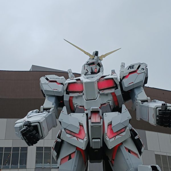 ガンダムベースへ買い物へ