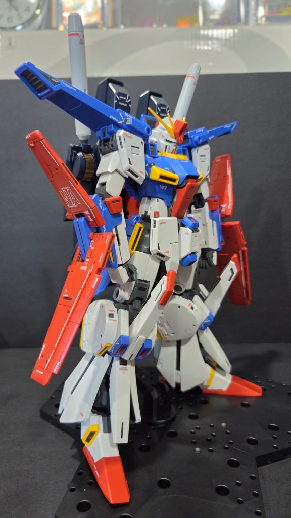 МG 強化型ZZガンダム 部分塗装–4枚目/制作者：nasiyamakai