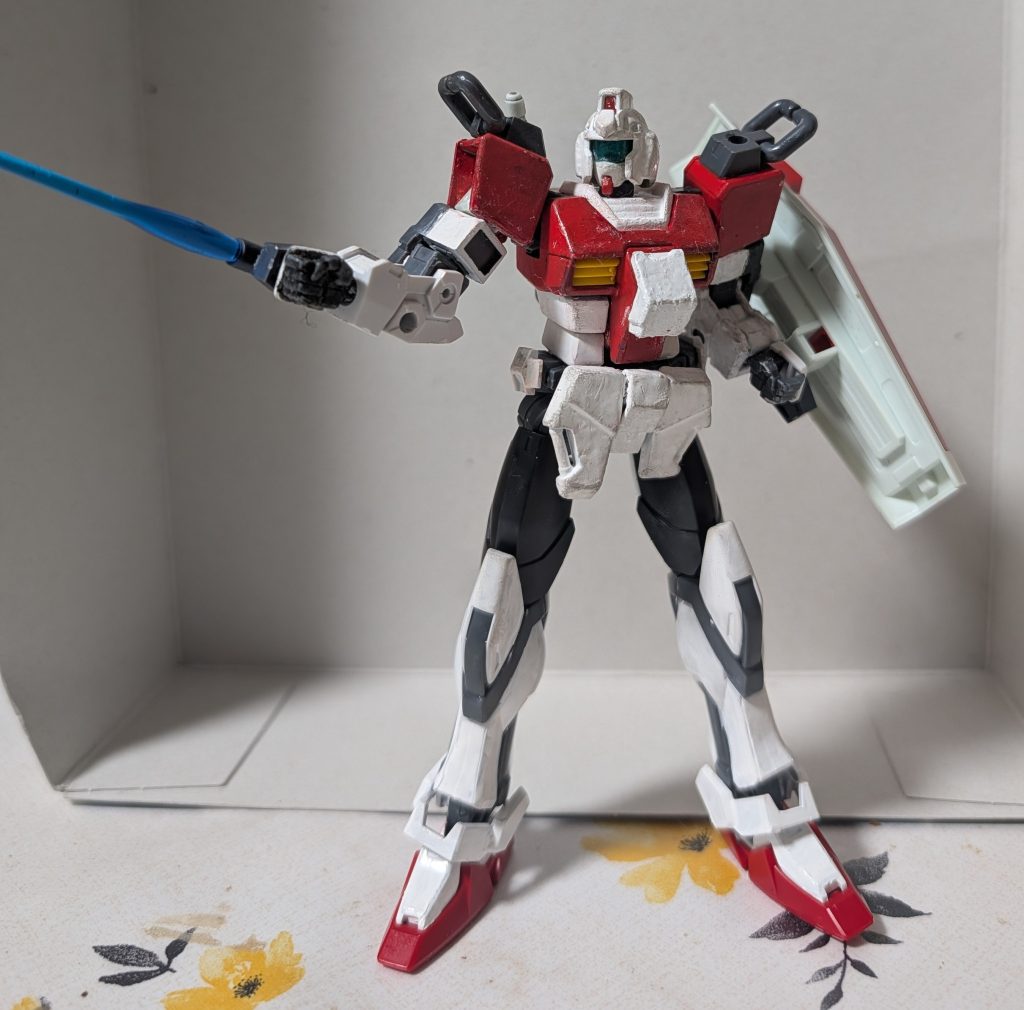 腕とかの3mm穴はそのまま埋めずに利用しています。F90とかと同じ、ハードポイントとして考えています。他にも、追加武装等を作成中なので、完成次第、追加で投稿する予定です。拙作ですが、見ていただけると嬉しいです。