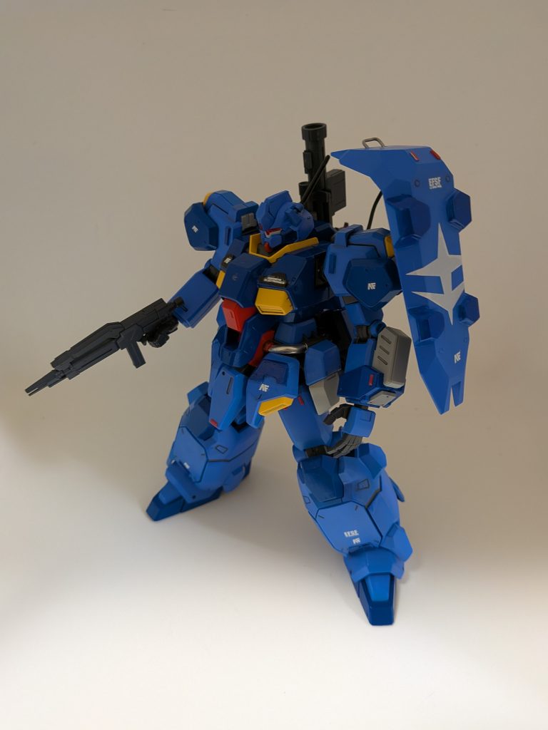 正面レッドチュプを初めて使ってみました！また、胸部とフロントアーマーにプラ板を貼っていますスジボリが出来ていれば…！&nbsp;