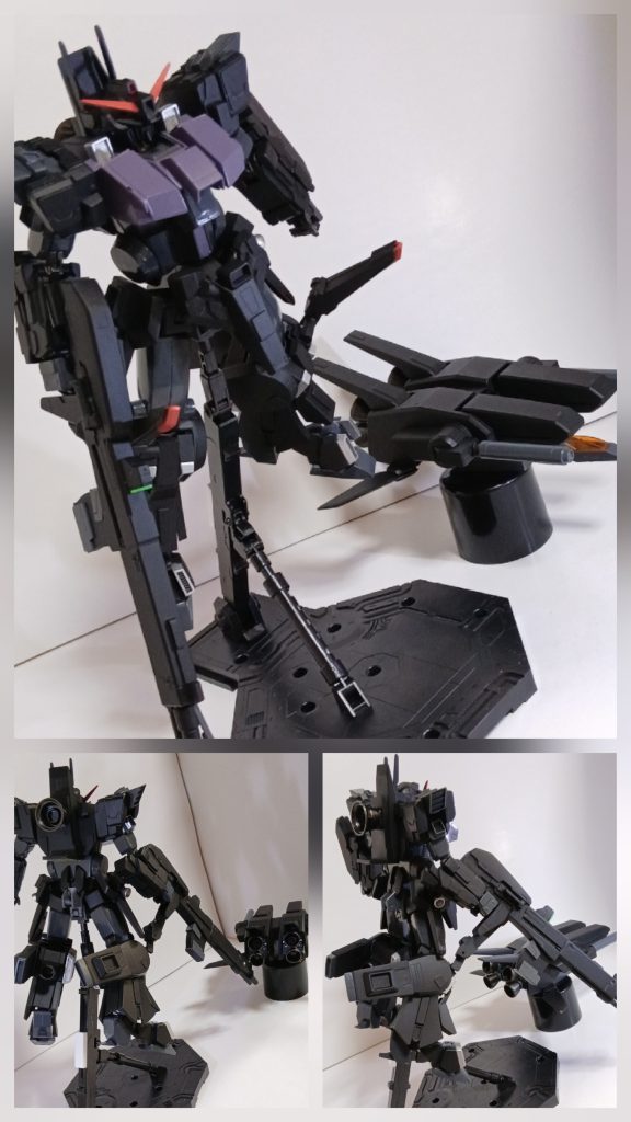 ｢シュボボボボォッ～❗｣っと戦闘に向かう感じで。本体の背中にもバックパックが分離している間の簡易バーニア的ものも制作してみました。機体の設定なんですが、もしかしたらジュドーやルーが乗ってるかも?!な簡単なIf設定です😸