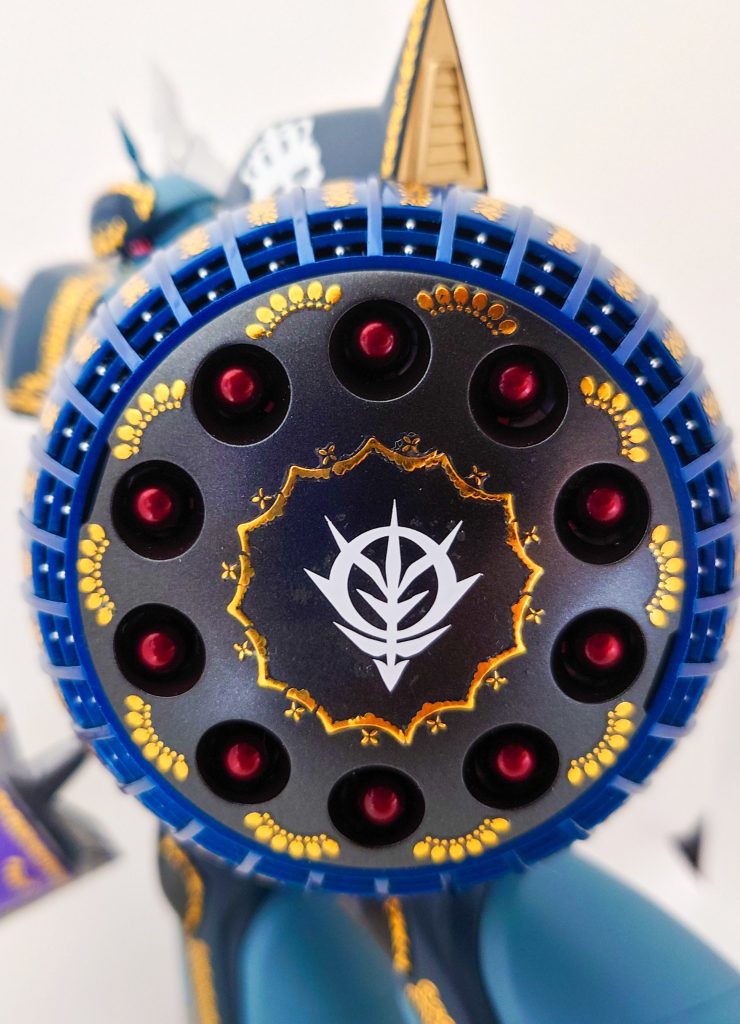 マ・クベ専用ゲルググの中で一番気にいっている武器です！金シールを貼るのにめっちゃ苦労しました。(gundam-kao5)