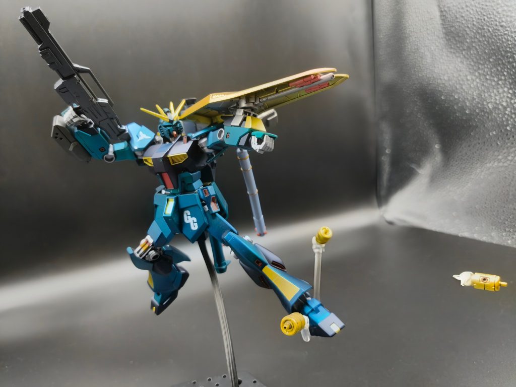 ファンネル!!νのライフルとは別にバルギル用ライフルも運用(zaku-kao6)