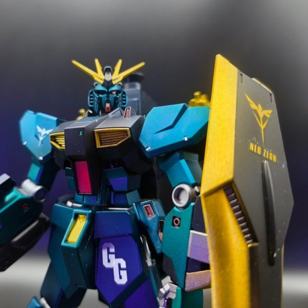 ギュネイ専用νガンダム