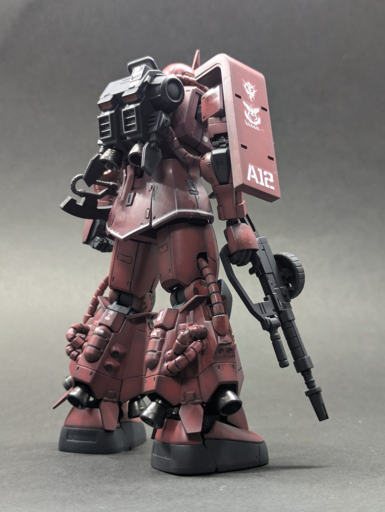 ふくらはぎの動力パイプをより立体的に力強い感じになる様に作り直しました。