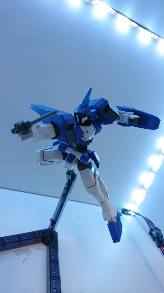 なにこれ？警棒？って思ったら本当になんだこれ！AGE未視聴なんわかんねぇっす…有識者の方教えてー！！！！