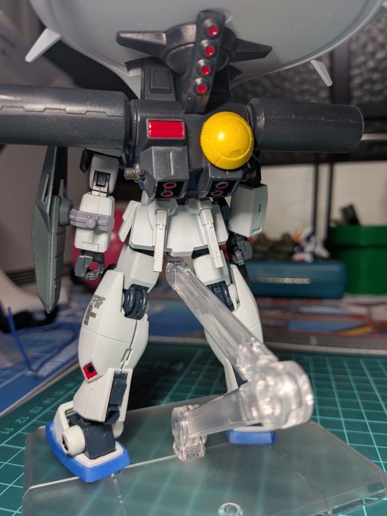 背面