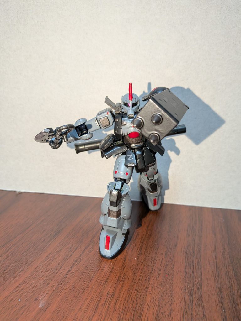 殴ってるつもり