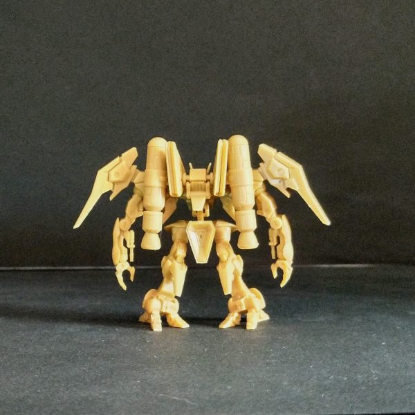 今回より単発のその2のアーティファクトのバイアランカスタムを作っていきます！実は新作を友人に頼んでまとめ買いしたんですが、多忙でまだ受け取れてません💦なので在庫していたバイアランカスタムで🤣ひとまず仮組して悪巧みを検討中🤣（2枚目）