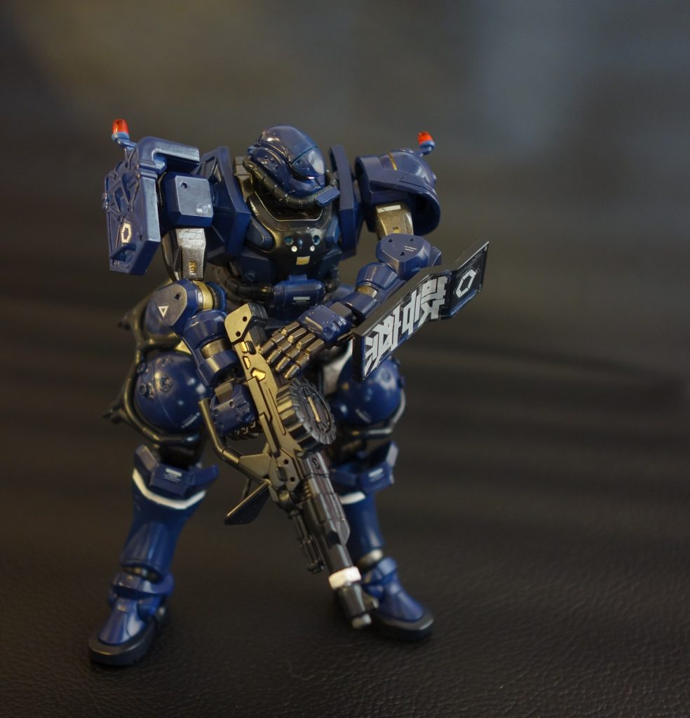 Police zaku–5枚目/制作者：ayapi
