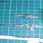 本体が完成に近づいたので武器に進むとモナカが多い。合わせ目消しに疲れてるから武器[…]