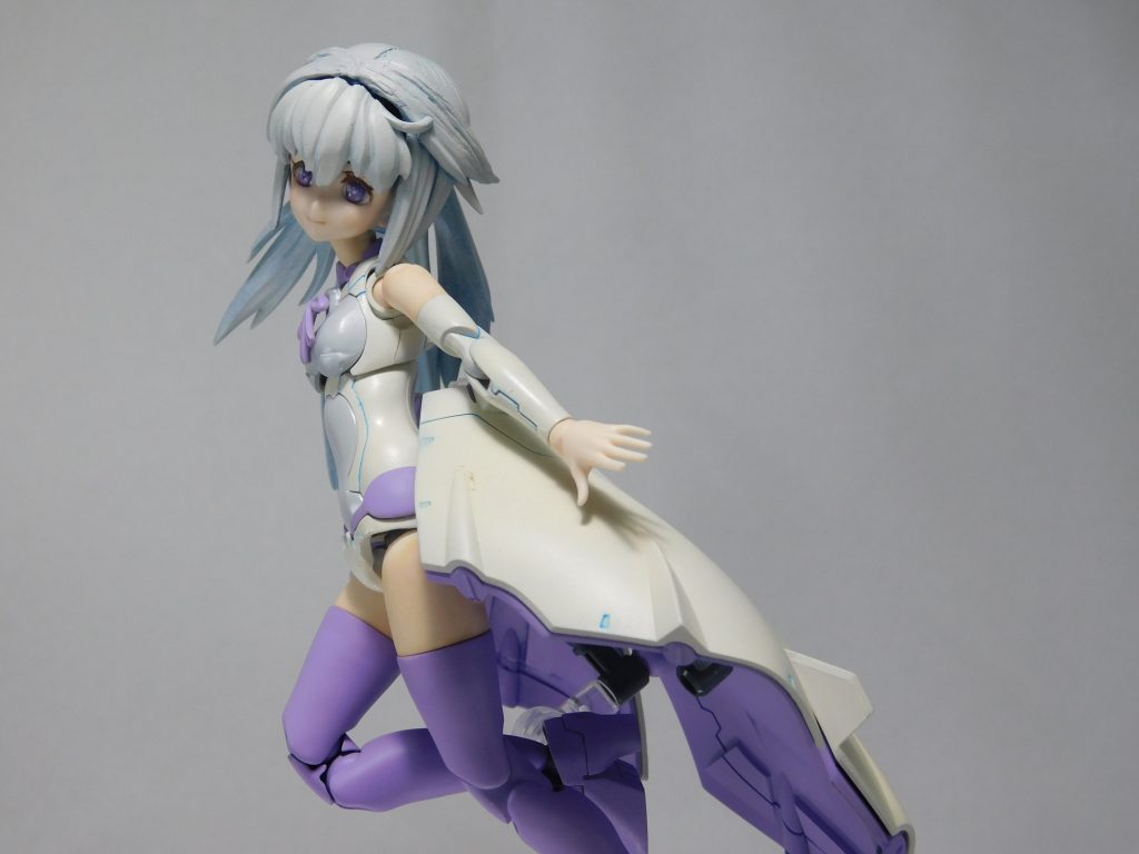 クリアコートをしなかったからか、経年で主にスカート部分の塗膜にヒビが…（ガーン）まあ、これはこれで飾っておくとして、基本的に似たような材料を使用し、今度はイヴちゃんと一緒に作成しようかと思ってます…！乞うご期待…！？