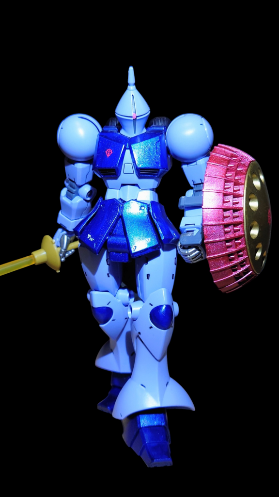 この機体のアクチュエータって機体をステップさせて移動、回避が可能だったので、マ・クベじゃなかったらもっと活躍できたと思いますが。