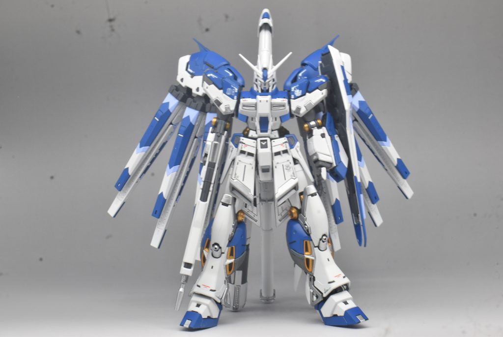 Hi-ν　ガンダム–2枚目/制作者：アンジェロのプラモデル工房