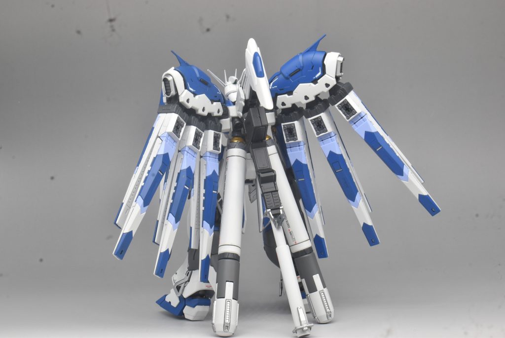 Hi-ν　ガンダム–5枚目/制作者：アンジェロのプラモデル工房