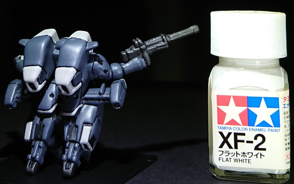 金型のバリや造形の歪みは処理のしようがなかったけれど、十分満足。