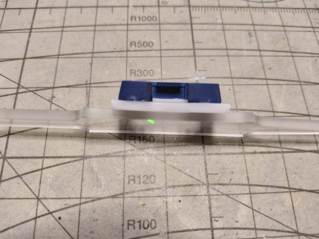 以前投稿のジム・クゥエルと同じく腰ブロックの2mm延長で長身化この改造以外は、手足の合わせ目の消しがいがあるキットでしたｗ