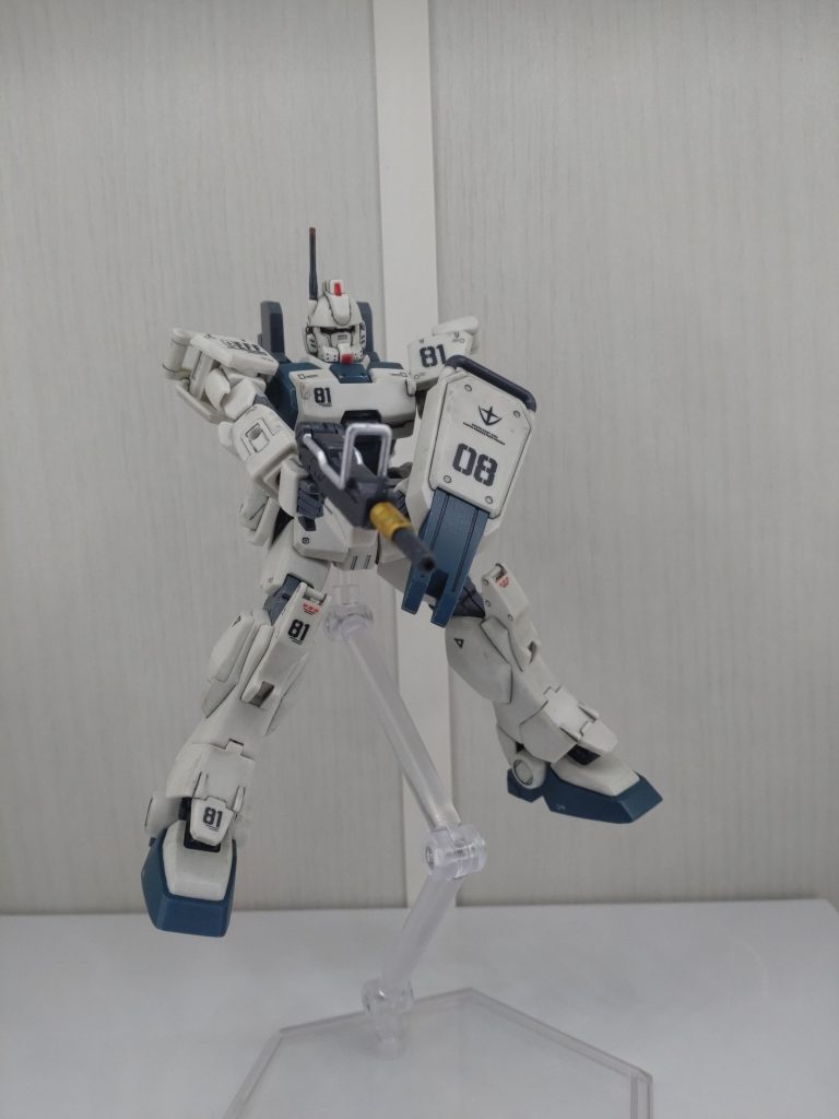 トリセツポーズ∠(　˙-˙ &nbsp;)／其の三Ez8紹介のポーズ&nbsp;