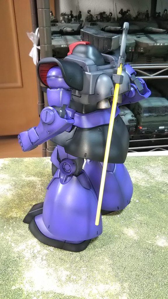 左斜めうしろ