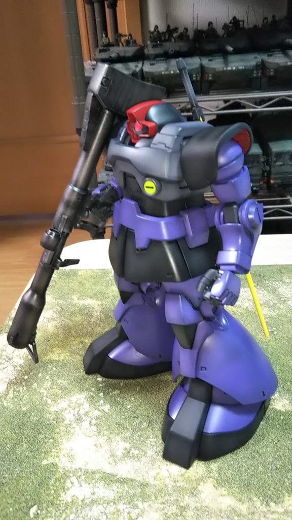 左斜め前
