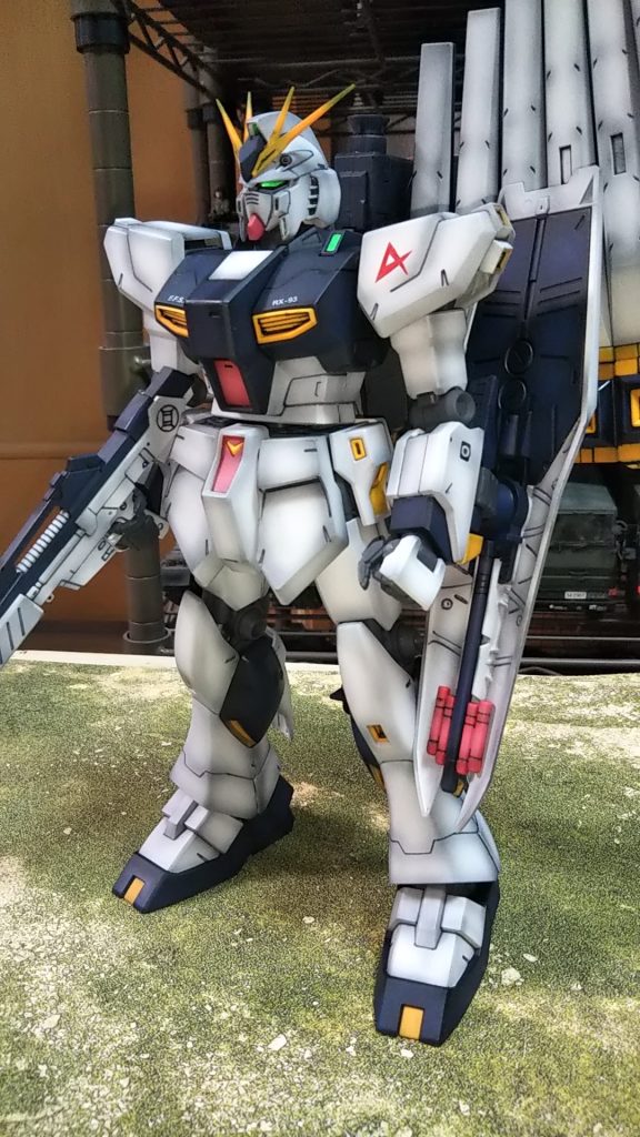 左斜め前