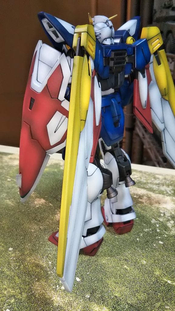 左斜めうしろ