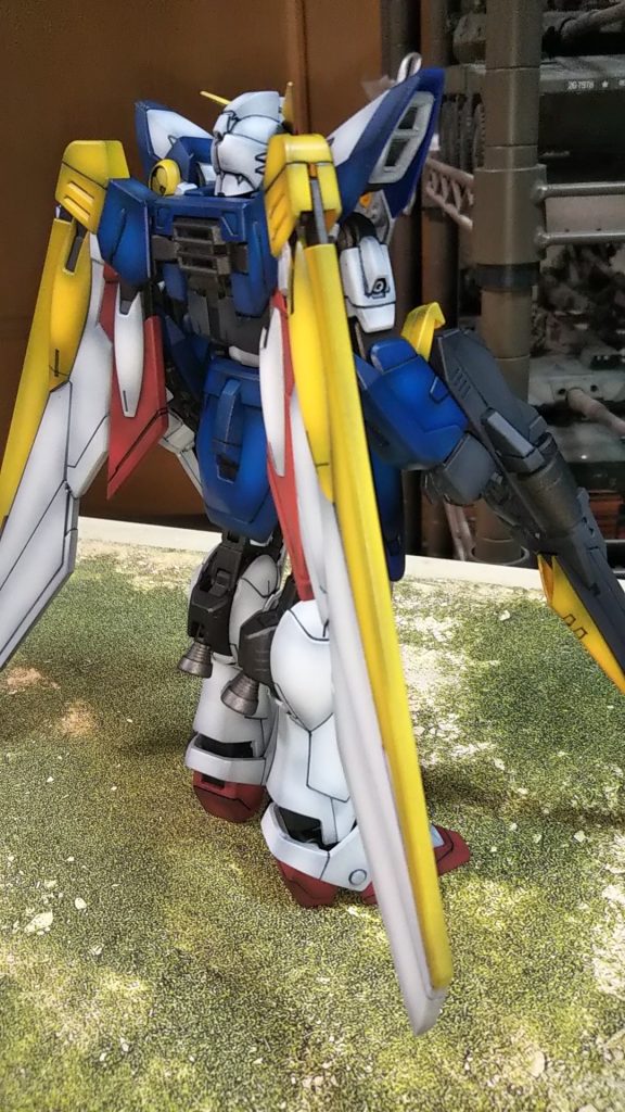 右斜めうしろ