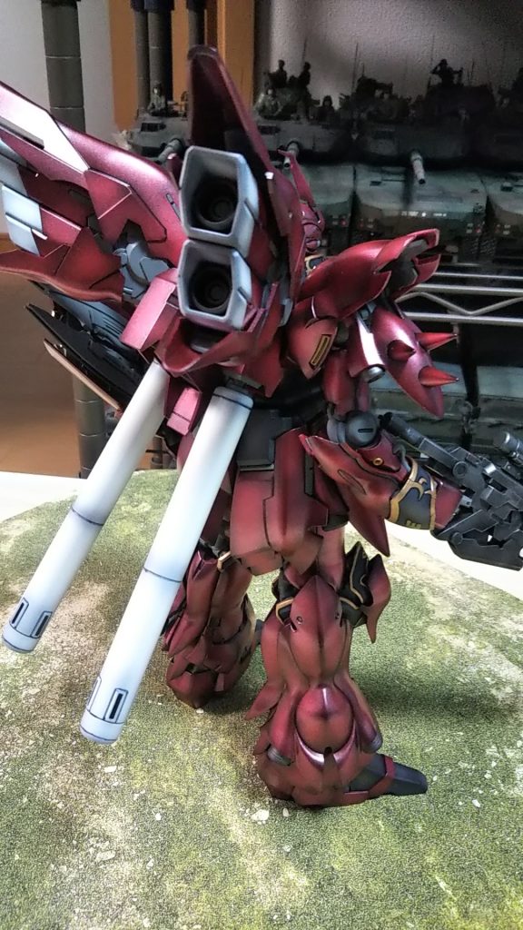 左斜めうしろ