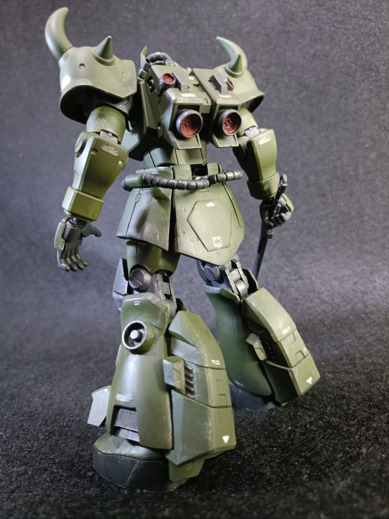 ちなみに初期はこんなかんじです。差し替えで両方再現できるようにしました。