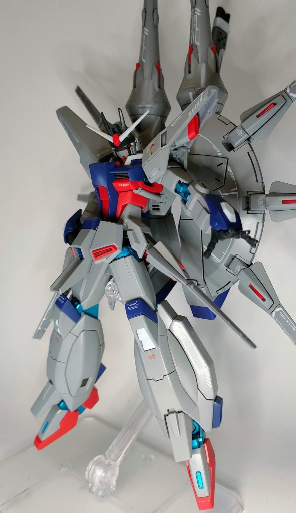 OPでのレイのポーズ