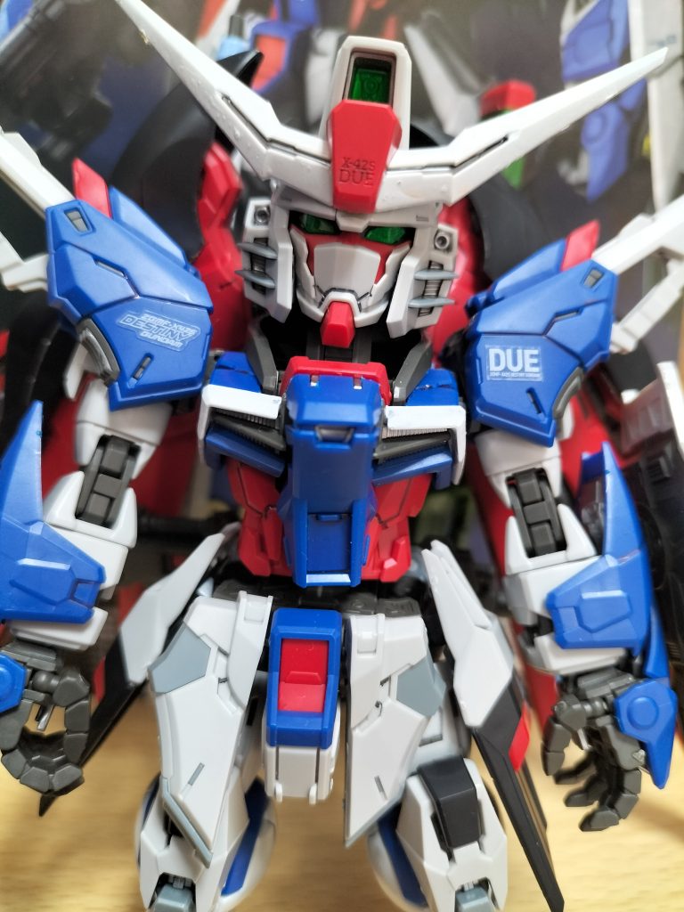 ディスティニーガンダムSPEC2–2枚目/制作者：F90