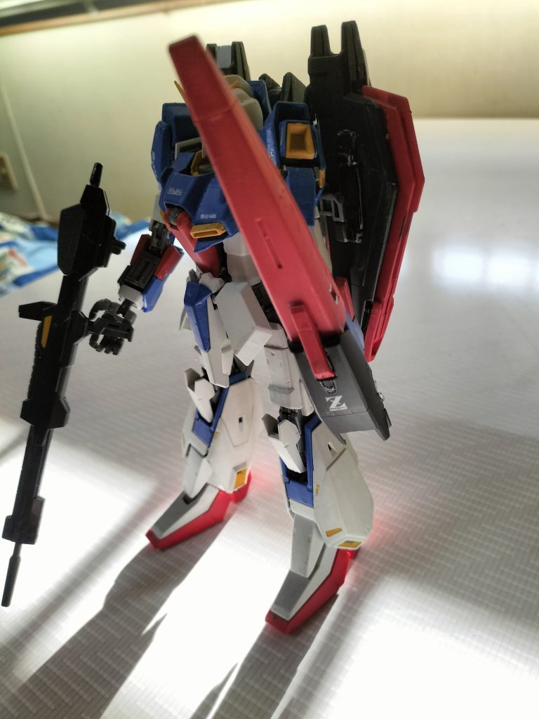 左から