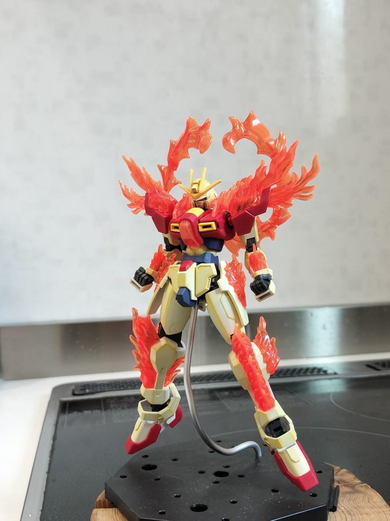 HGトライバーニングガンダム