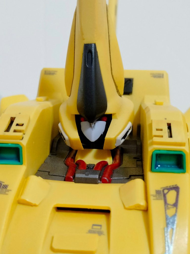 エルガイムマークIIのフェイスパーツを使いツインアイを表現。着けてみると割とジ・オの体格に合うのかなと感じました。