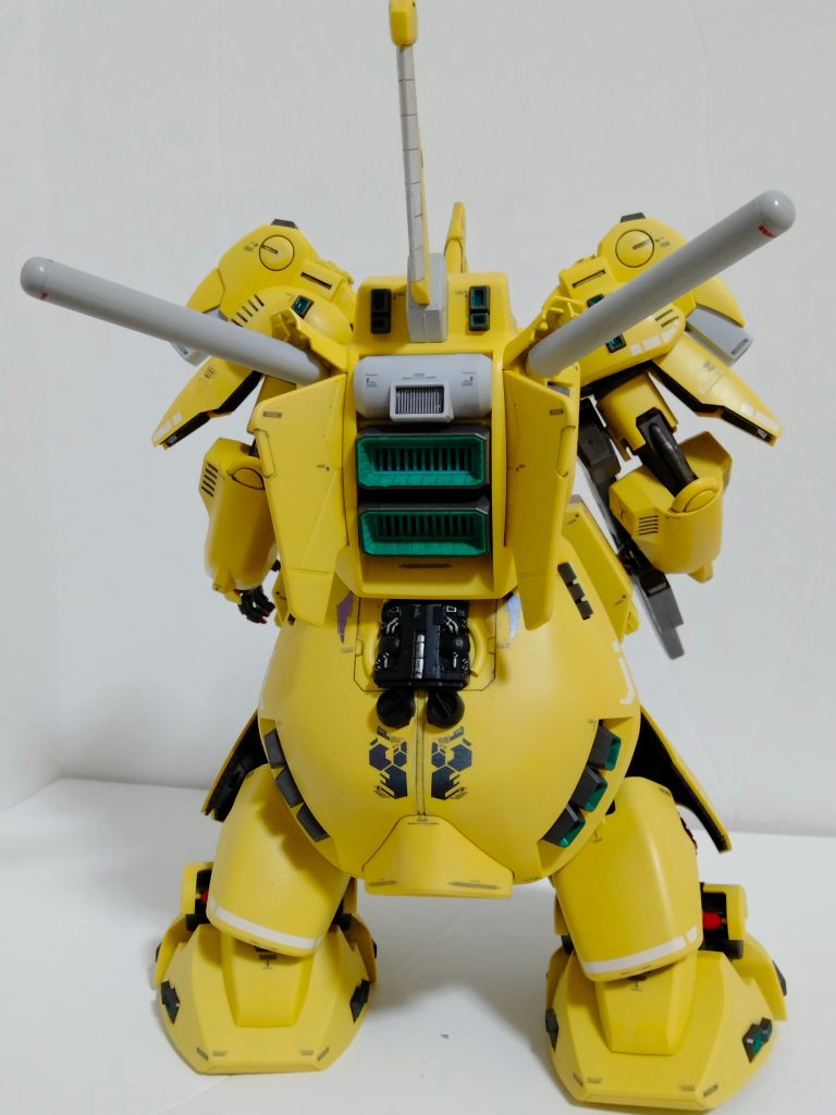 背面にはプロペラントタンクを追加