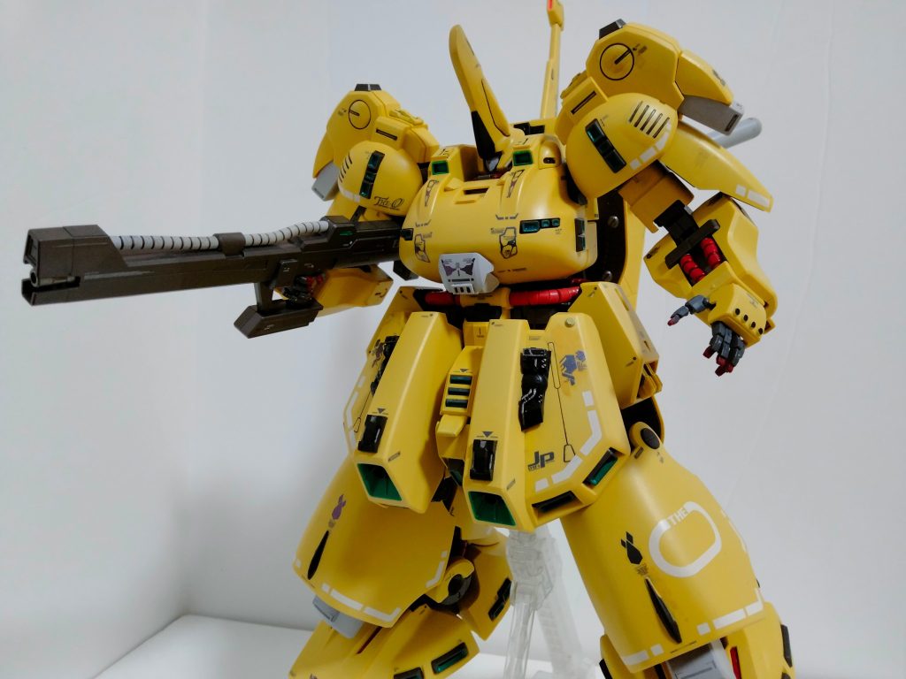 マニピュレーターは短く感じたので細さもあるエモーションマニピュレーターに変更しています。