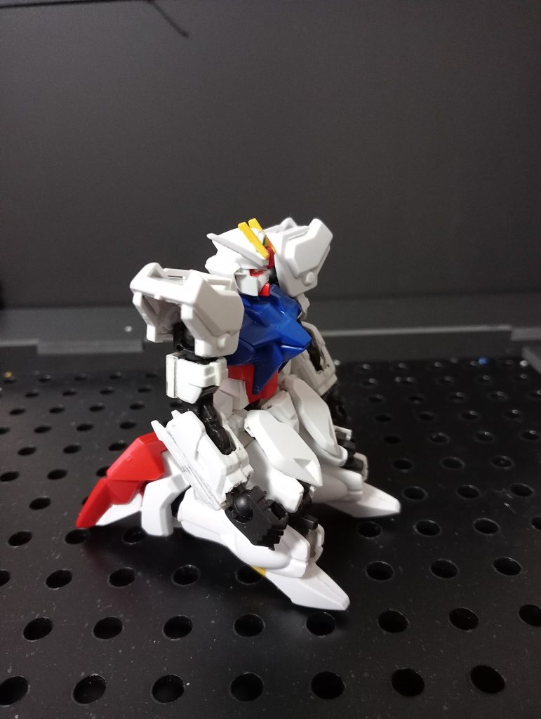 【コレクションシリーズ】ストライク<正座>ガンダム