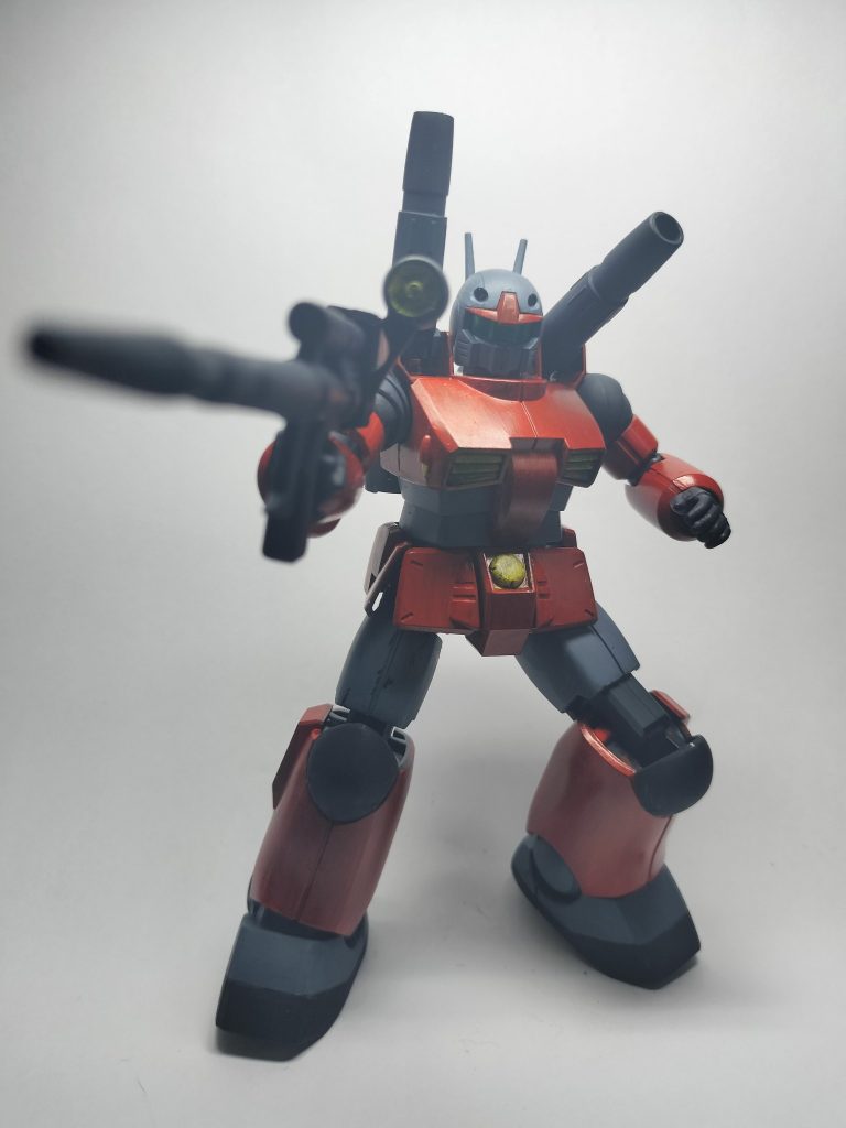 技術向上のため、筆塗りを試しました。赤色は発色しにくいですね。苦戦しました。
