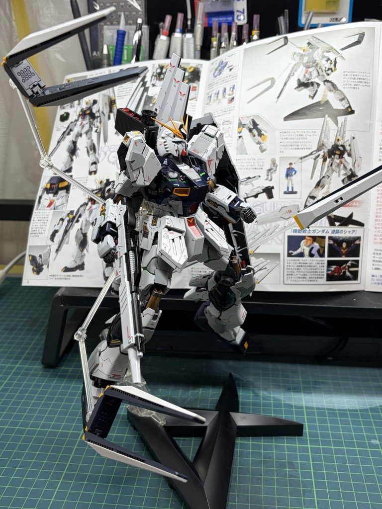 飛んでるファンネルは未塗装…&nbsp;