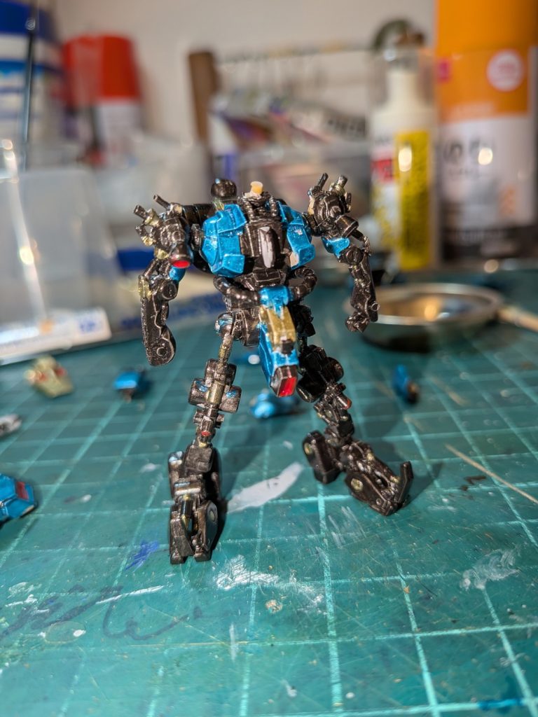 内部フレームこのサイズで内部フレームは鬼畜　軸が折れそうでヒヤヒヤします(gundam-kao10)