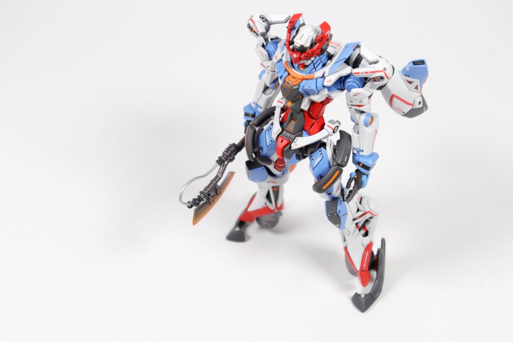 デザインが今までのガンダムと全く違く追加のディテールデザインに悩みましたがなんとか形になりました。