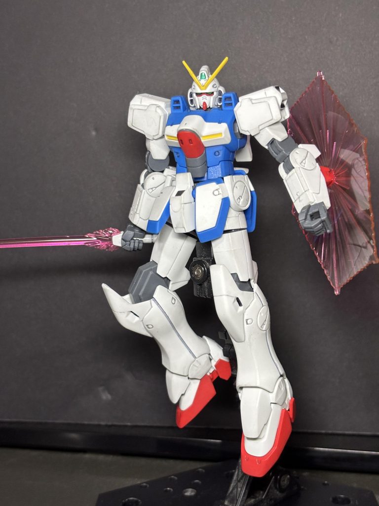 ビームシールドなどのエフェクトパーツはツルっとしてキレイな色