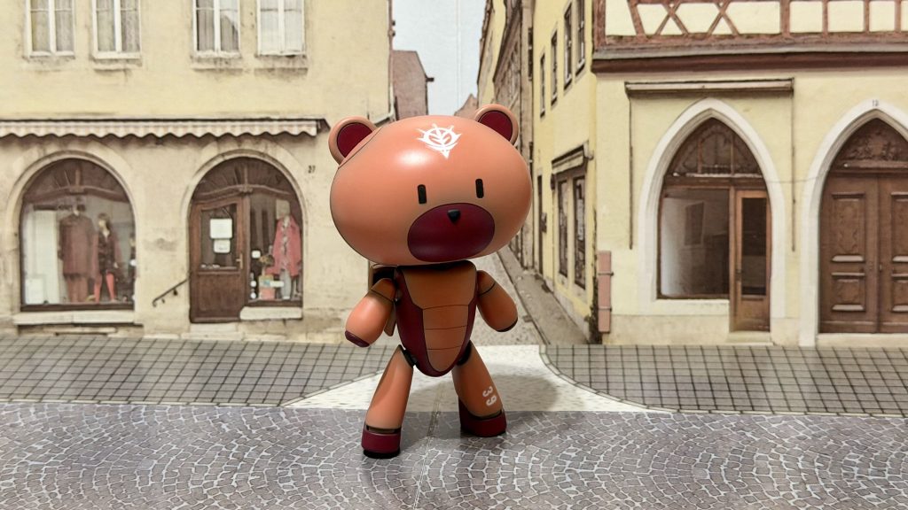 今回は、茶サフを使用したグラデーション塗装です .ᐟ耳やパーツの端の部分のグラデーションの具合が均一にできなかった… .ᐟやっぱりグラデは難しいですね( ᵕ ᵕ̩̩ )お目々とお鼻はエナメルでざっくり ⇨ マーカーで塗っています .ᐟ