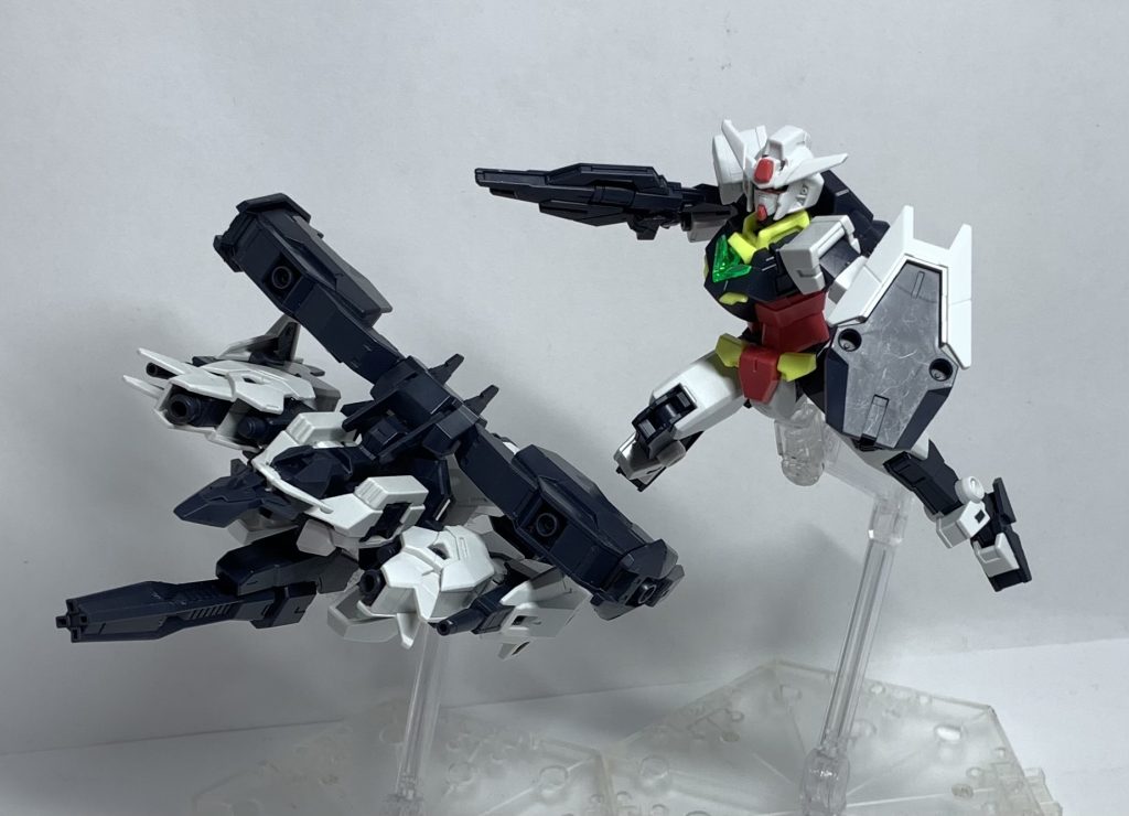 ジュピターヴアーマーとコアガンダムを分離して