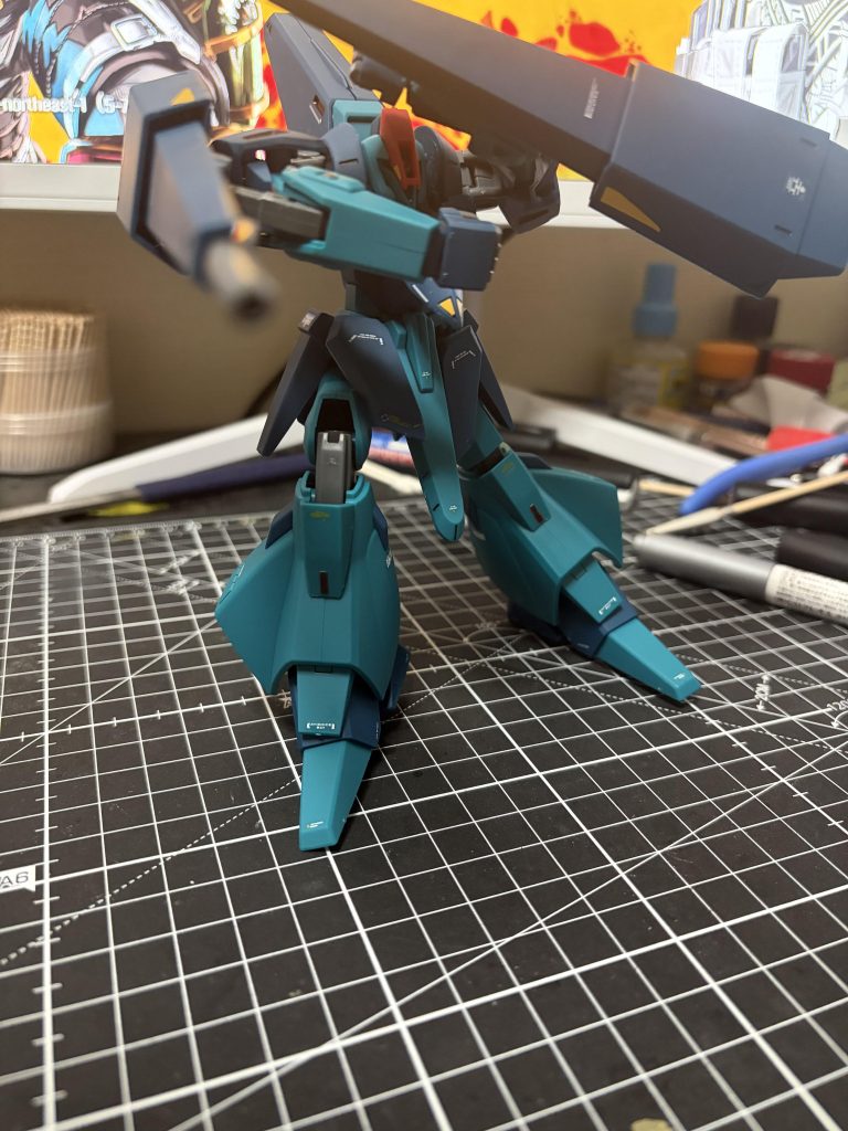 武器を構える事しかできませんが一応ポージングご覧いただきありがとうございます。