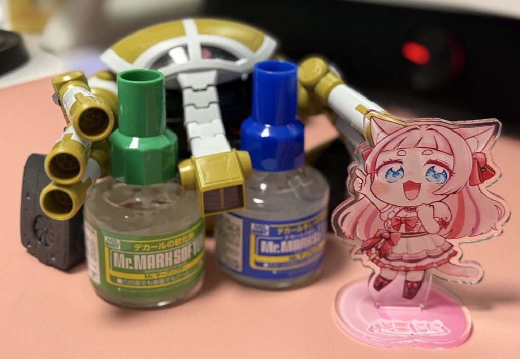 作品名：今週の土曜日に初水転写デカール？チャレンジするので…<p>✼　••┈┈••🍑••┈┈••　✼ YouTubeにてガンプラ手元配信してます！ 桃栗ににです！🍑 https://youtube.com/channel/UCN8zj2jLz8jqGGhWNEBd4Ew 先日リスナーさ [&hellip;]</p>
