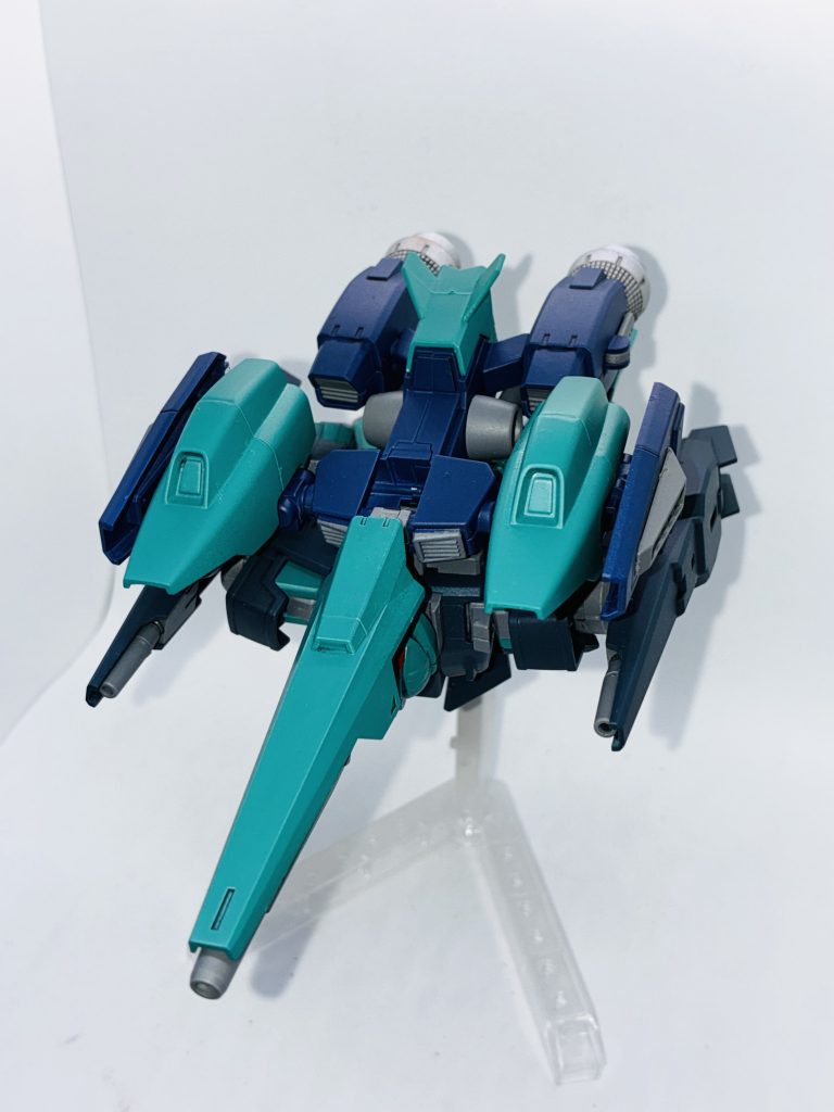 MA時は前方に3門の砲身向けたトリシューラ（三又槍）形態