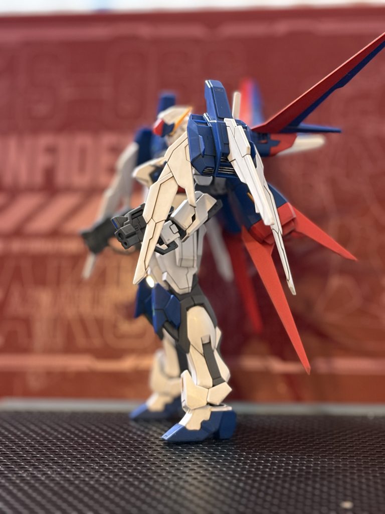 トールストライクガンダムグリッター–4枚目/制作者：のじ