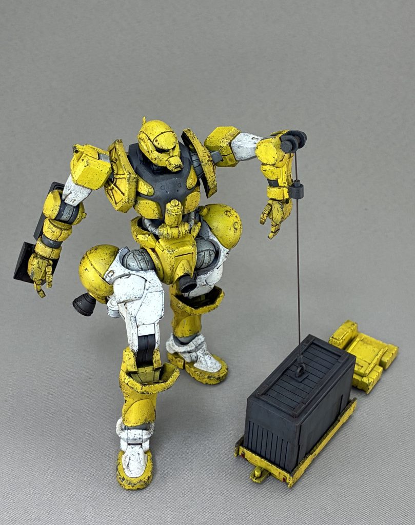 コンテナ運搬ワイヤーは真鍮線差し替えで再現しました。