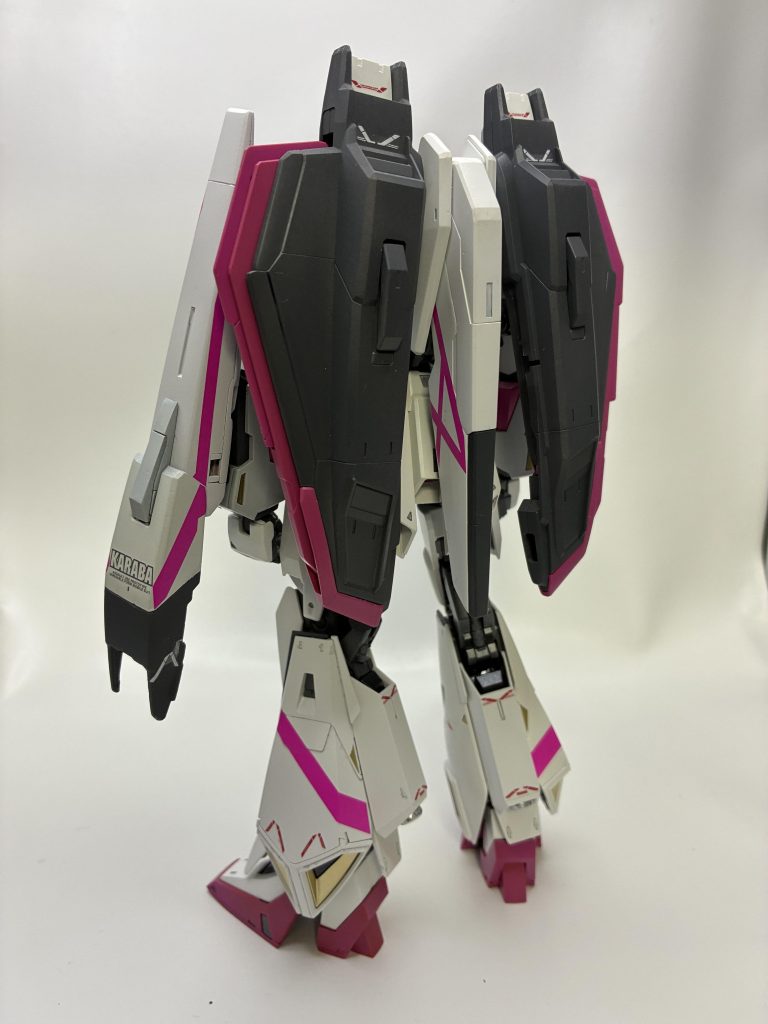 塗装ハゲが怖くて、変形はさせられません(´༎ຶོρ༎ຶོ`)